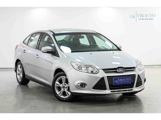 FORD FOCUS 2.0 S SEDAN 16V FLEX 4P POWERSHIFT